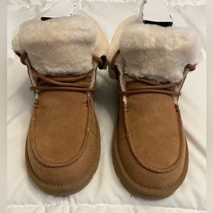 UGG Diara boots